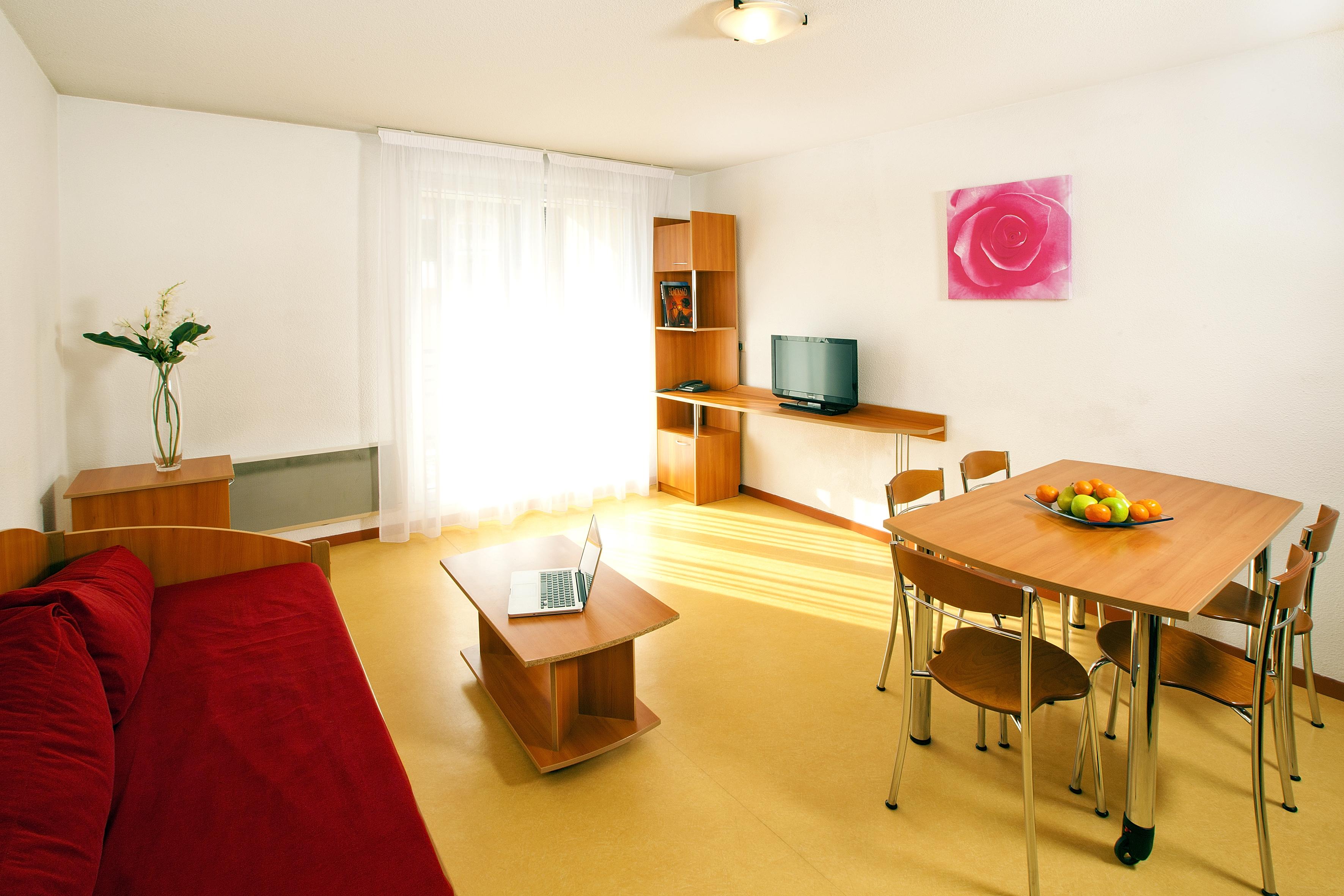 Sejours & Affaires Geneve Saint Genis Aparthotel Exteriör bild